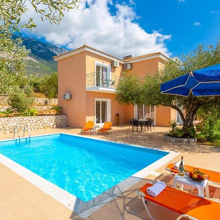 Villa Eri Lourdata  Exterior photo